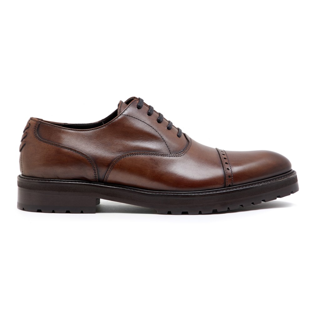 Oliver Brown Patina Oxford Shoes | VIVVANT